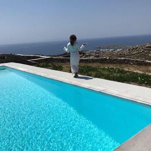 Meet your Posher, Shari